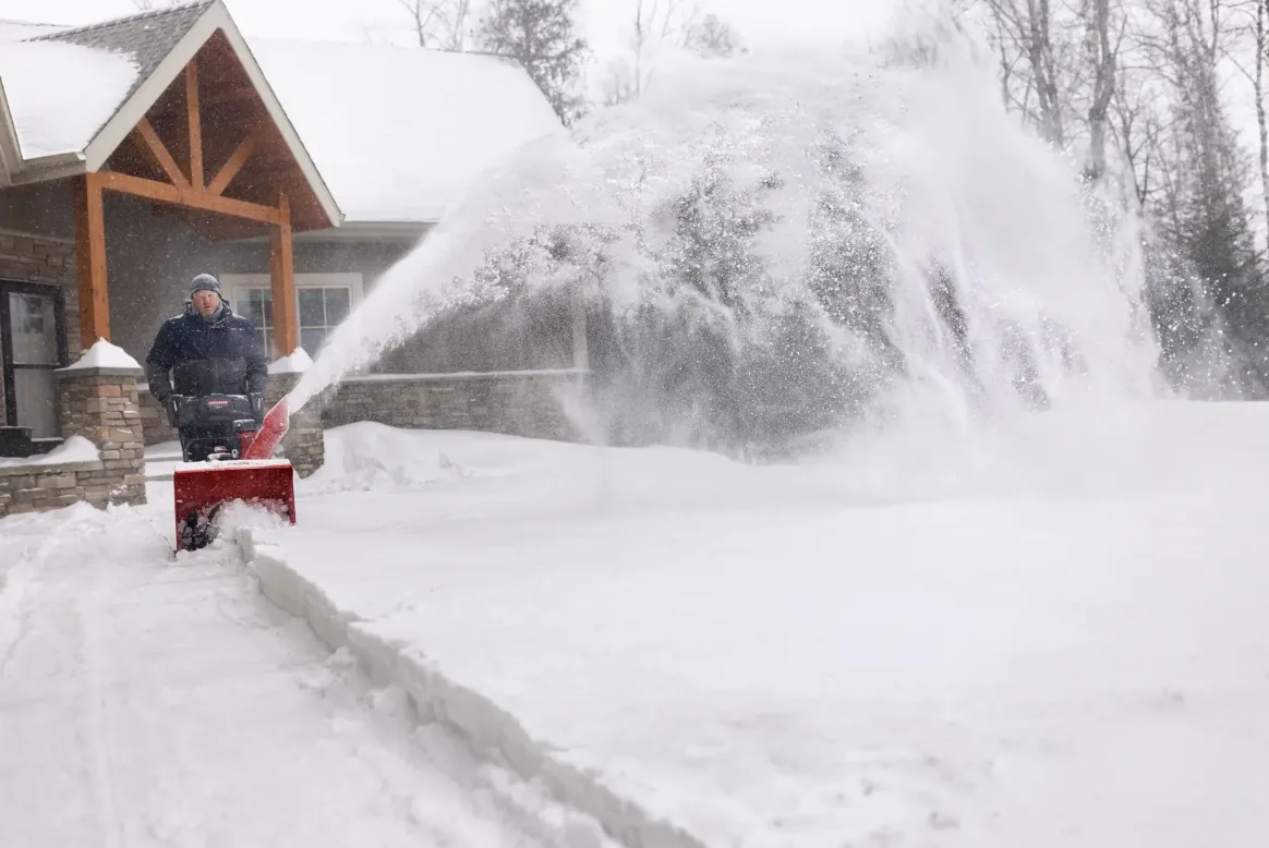 CRAFTSMAN 24-inch 208cc Two-stage Gas Snow Blower | Self-Propelled | Steel Chute | Electric Start (31AS6K1EB93)