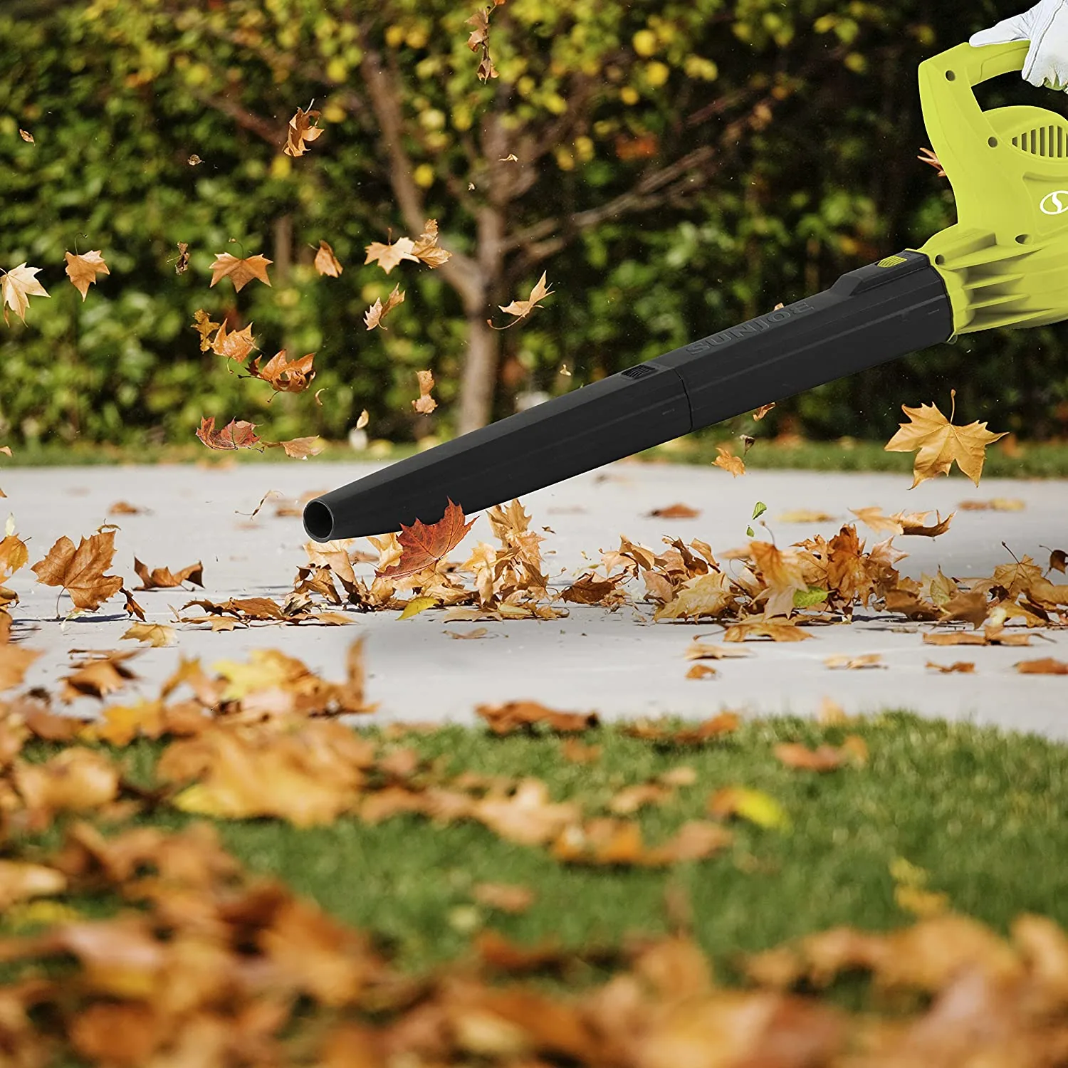 Sun Joe SBJ597E | 6-Amp 155 MPH Electric Leaf Blower | COLOR MAY VARY (Refurbished) | IN-STORE EXCLUSIVE