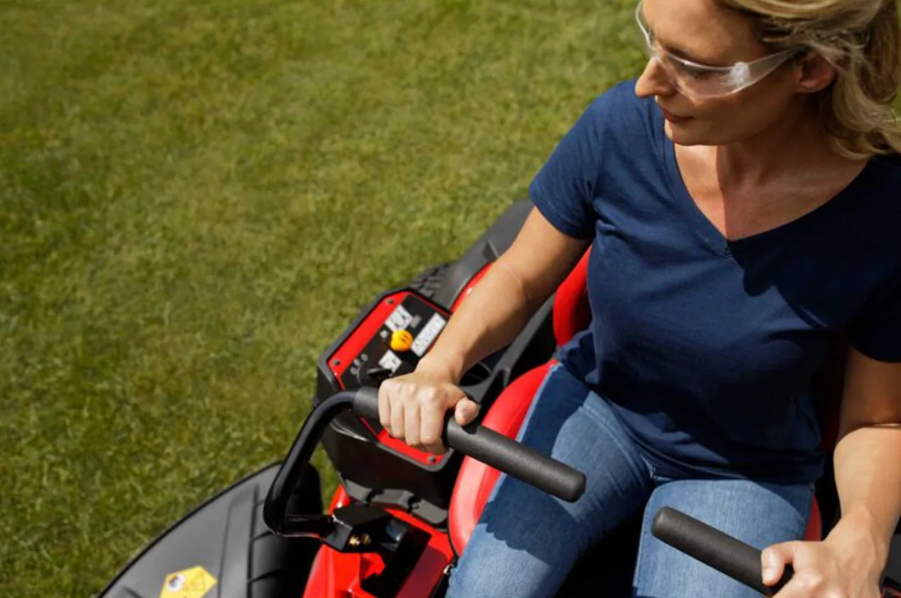 Troy Bilt Mustang Z50 | 50 in Zero-Turn Mower| 24 HP | 747cc KOHLER Twin-Cylinder Engine | Dual Hydrostatic Transmissions | 50" Twin Blades