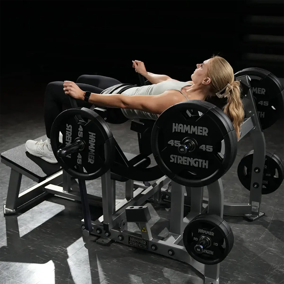 Hammer Strength posterior chain trainer with dual-loop waist strap