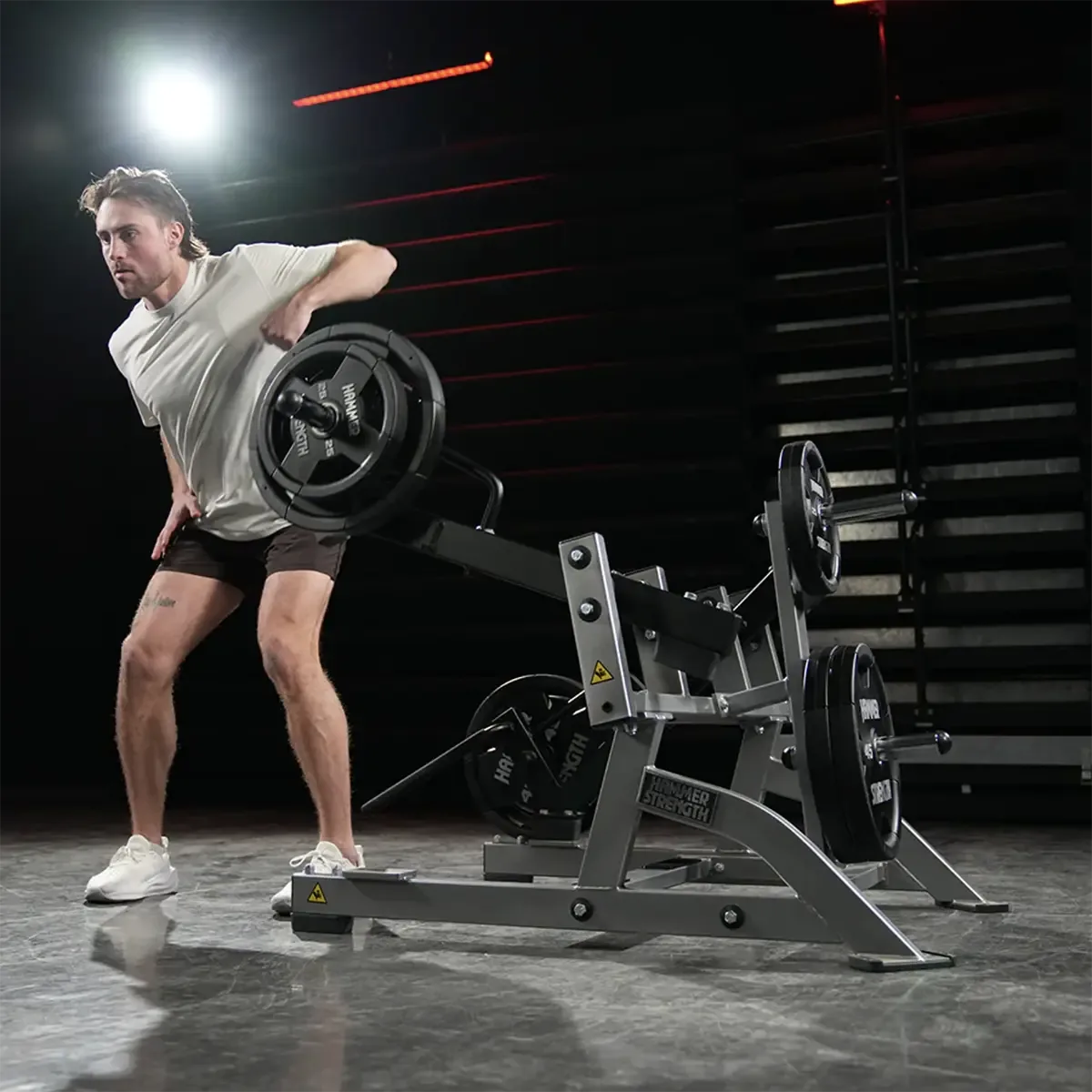 Hammer Strength standing strength machine with independent arms