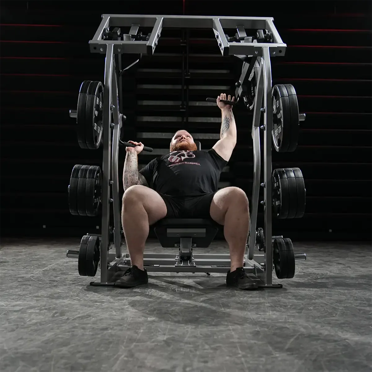 Hammer Strength shoulder press with angled back pad