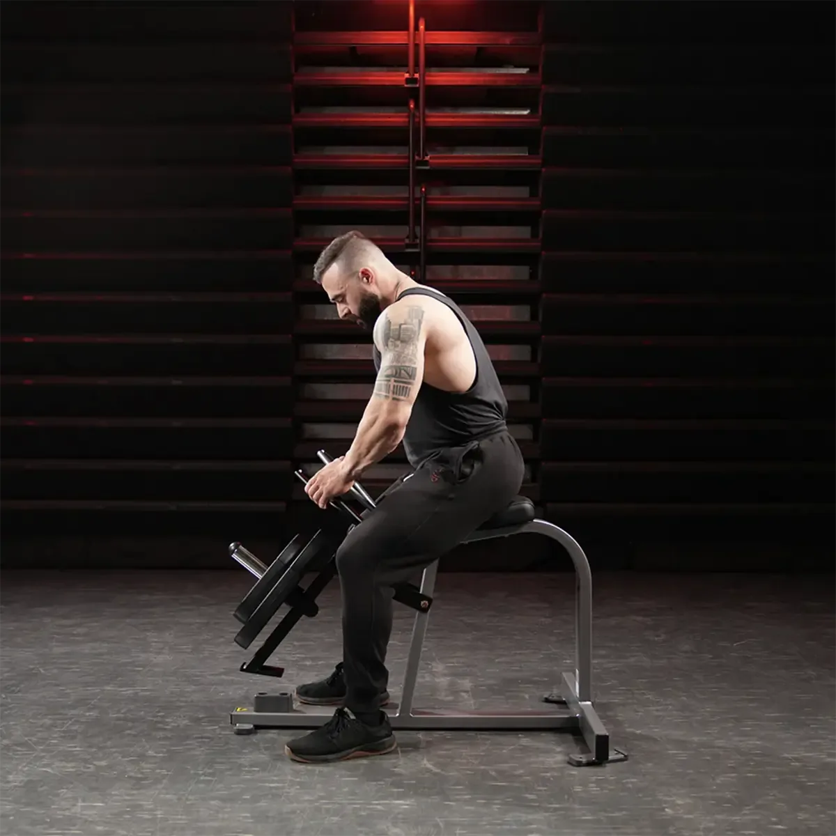 Hammer Strength Plate-loaded gripper machine for grip and forearm strength training