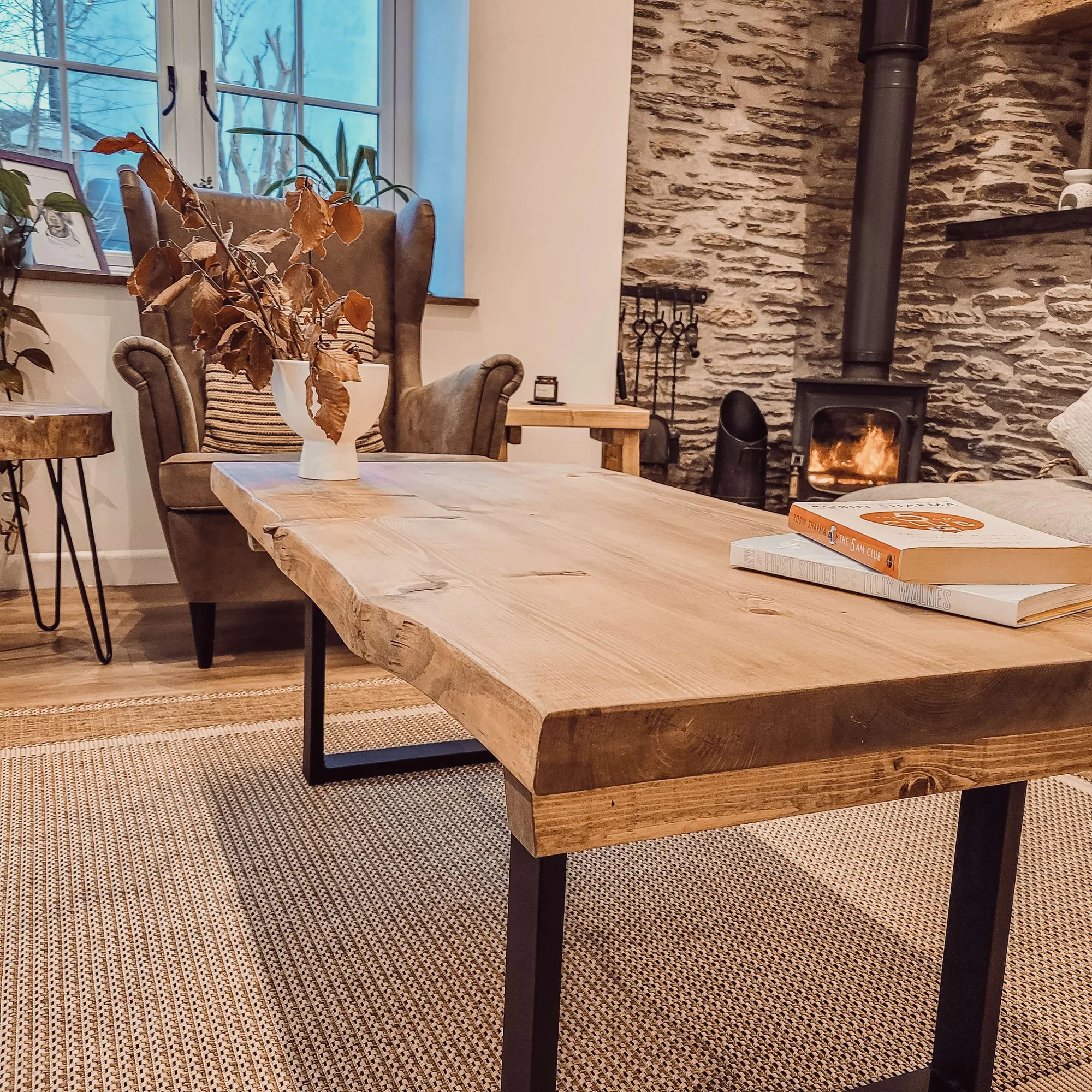 ALVA Live / Waney Edge Coffee Table With Metal Square Legs
