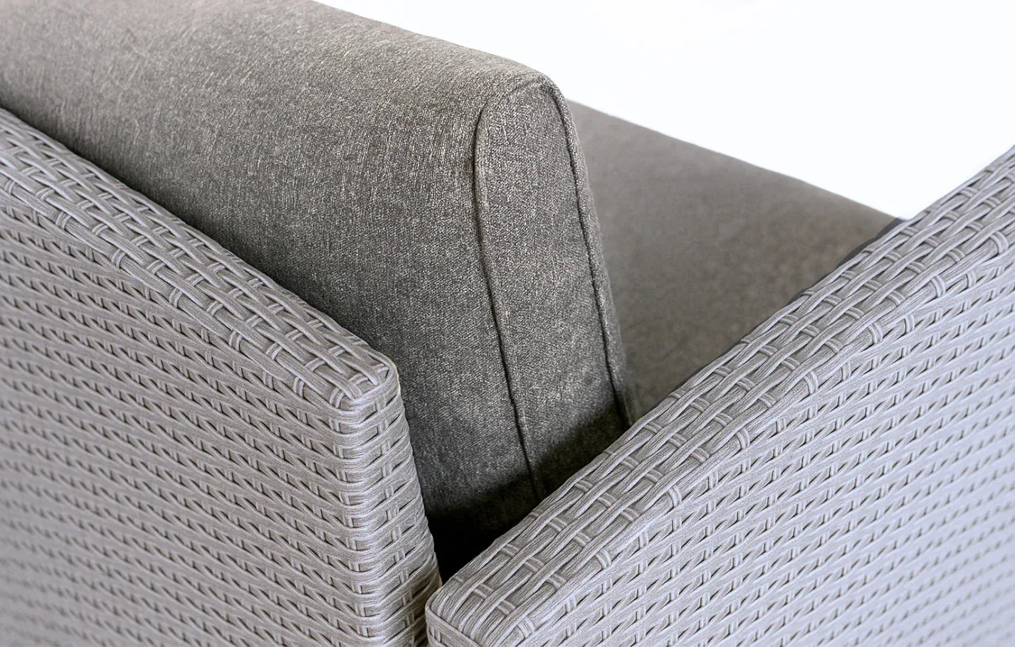 Stockholm 6 Seater Grey Rattan Corner Set and Cover Bundle