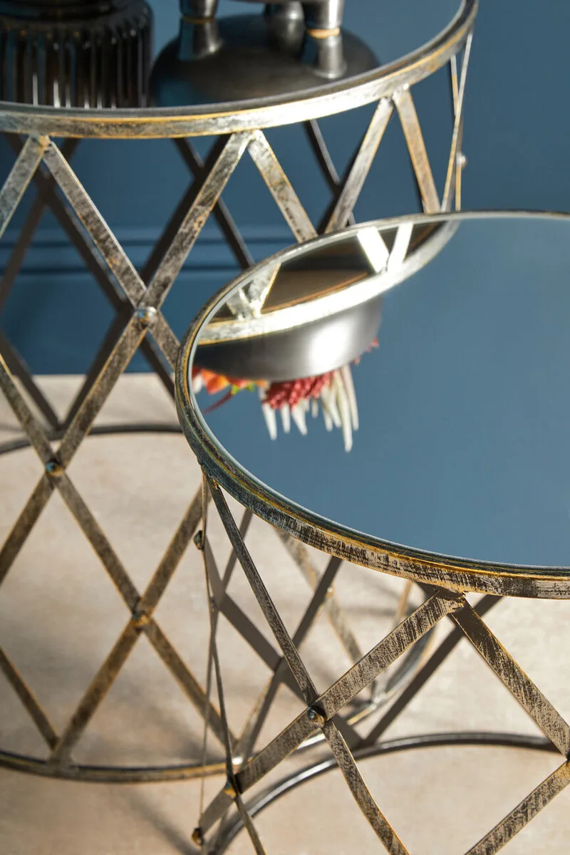 Set Of 2 Diamond Design Silver Frame Side Tables With Round Mirrored Top, Avantis
