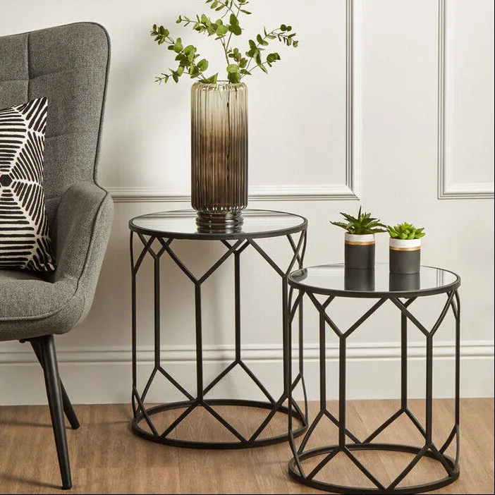 Set Of 2 Black Geometric Metal Side Tables With Mirrored Glass Tops, Avantis
