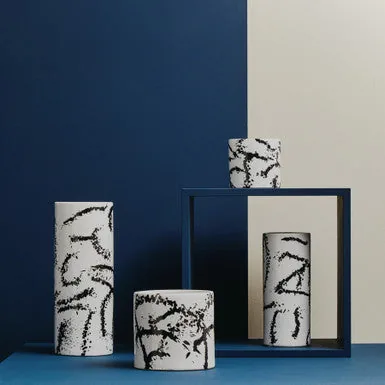 Sorrell Black & White Small Planter