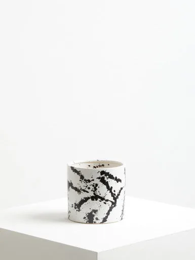 Sorrell Black & White Small Planter