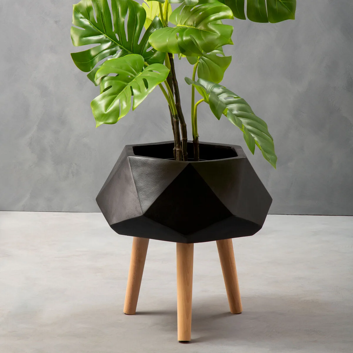 Darnell Small Black Geometric Planter With Legs