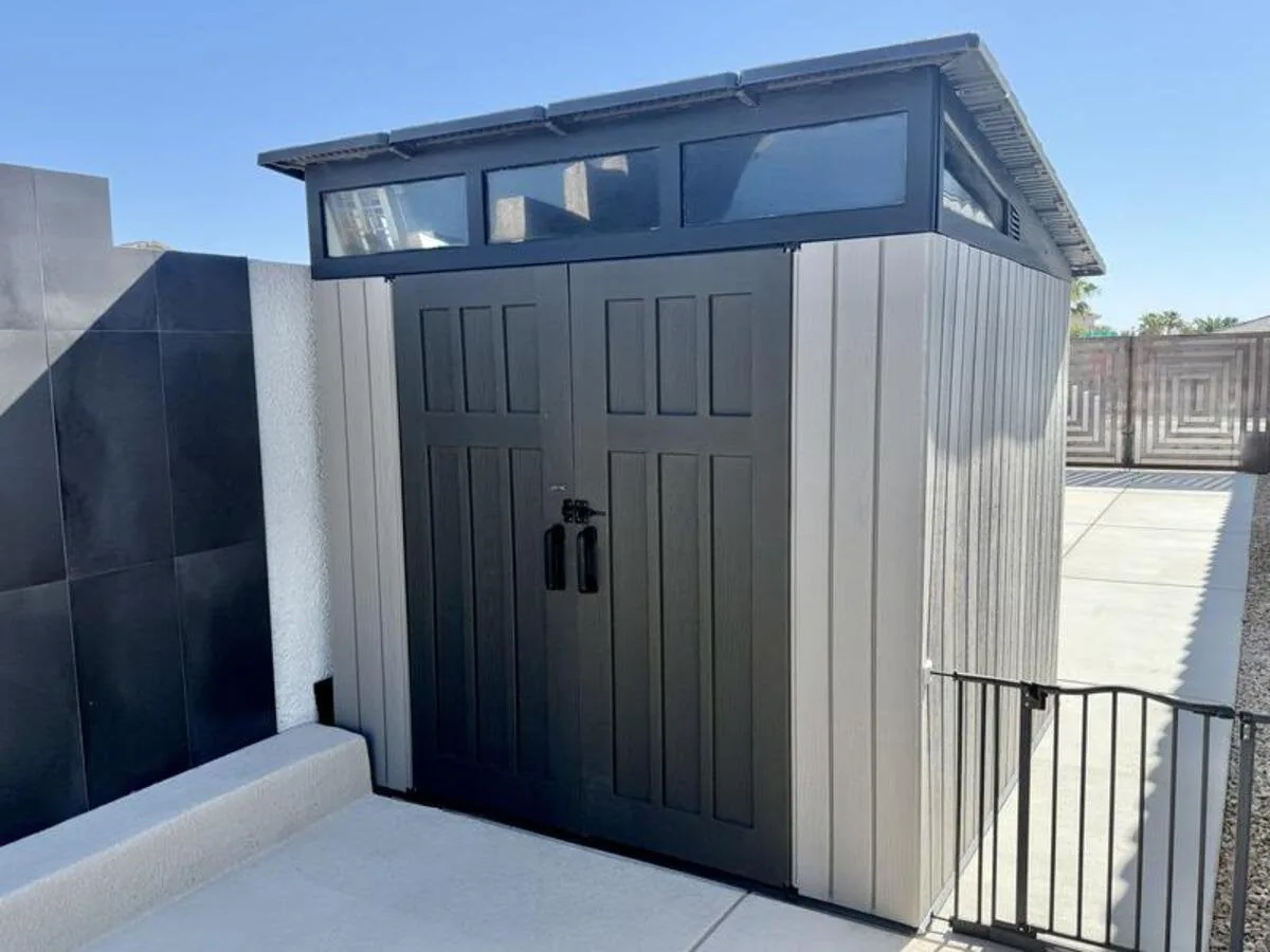 Lifetime Modern Shed 8.3 x 8.3 ft. – 60336