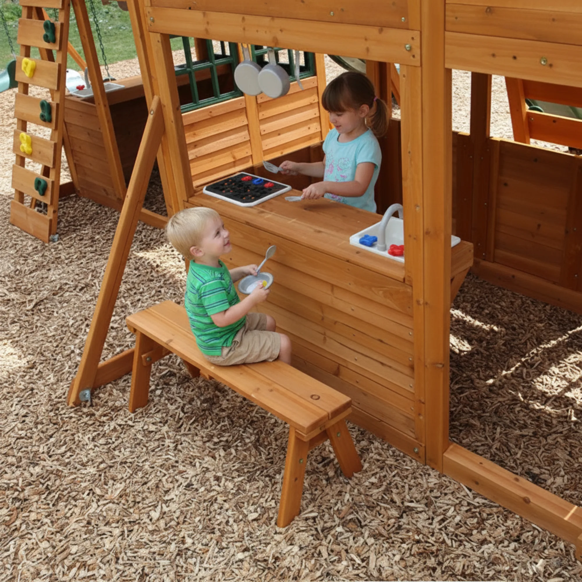 Paramount Wooden Swing Set / Playset
