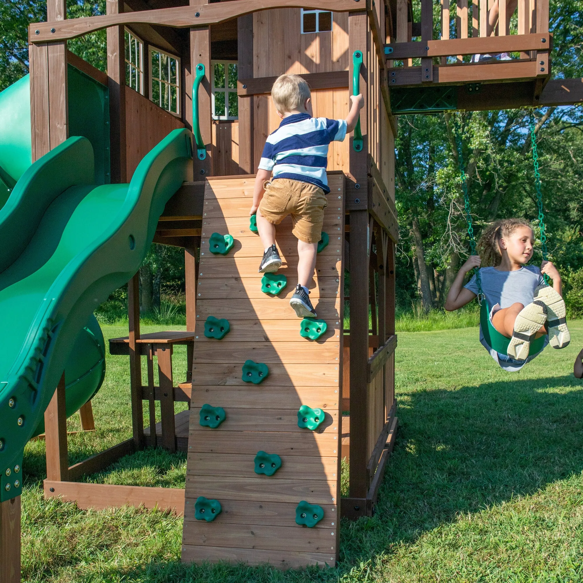 Skyfort II With Spiral Tube Slide